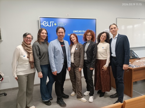 UNICAS Orienta selection